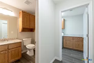 320 Sunrise Hills, Lampasas, TX 76550 - Photo 11