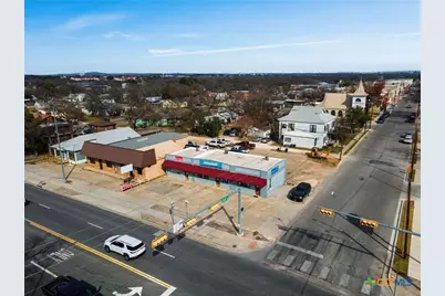 309 S Key Avenue, Lampasas, TX 76550 - Photo 5