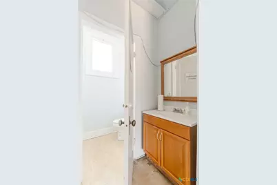 309 S Key Avenue, Lampasas, TX 76550 - Photo 19