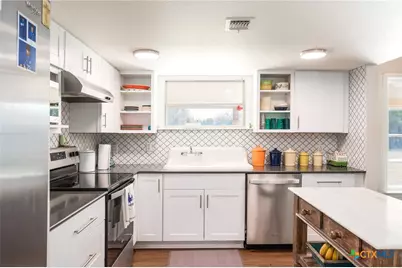 2742 County Road 111, Lampasas, TX 76550 - Photo 9