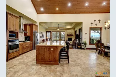 198 County Road 310, Yoakum, TX 77995 - Photo 9