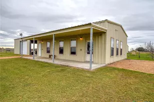 198 Co Rd 310, Yoakum, TX 77995 - Photo 31