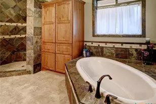 198 Co Rd 310, Yoakum, TX 77995 - Photo 21