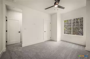 1672 Hillcrest Forest, Canyon Lake, TX 78133 - Photo 27