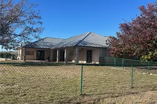 3076 County Rd 1045, Lampasas, TX 76550 - Photo 3