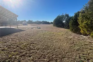 3076 County Rd 1045, Lampasas, TX 76550 - Photo 9