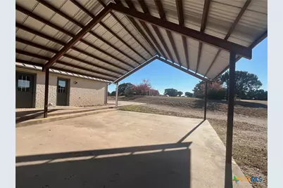 3076 County Road 1045, Lampasas, TX 76550 - Photo 7