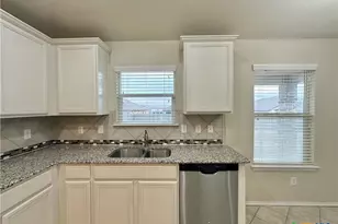 702 Deborah Kay Dr, Killeen, TX 76542 - Photo 13