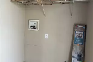 532 Post Office St, Kingsbury, TX 78638 - Photo 13