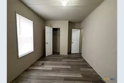 532 Post Office Street, Kingsbury, TX 78638 - Photo 17