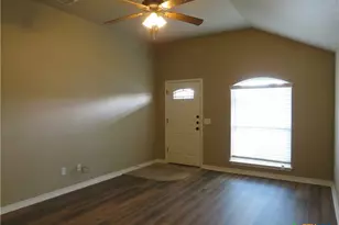 402 Sladecek Dr, Killeen, TX 76542 - Photo 3