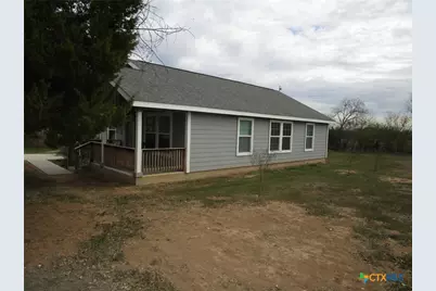 2279 Eastman Avenue, New Braunfels, TX 78130 - Photo 3