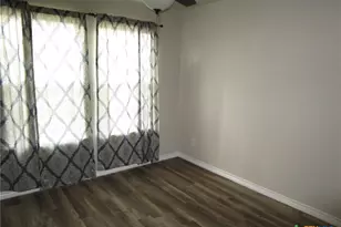 2279 Eastman Ave, New Braunfels, TX 78130 - Photo 15