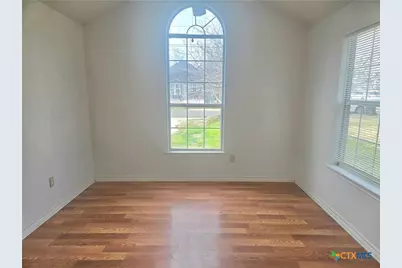 819 S 16th Street, Temple, TX 76501 - Photo 3