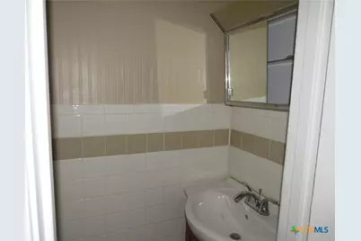 214 E Munroe Avenue, Temple, TX 76501 - Photo 13