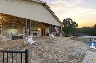 1035 Thunderbolt Rd, Canyon Lake, TX 78133 - Photo 7