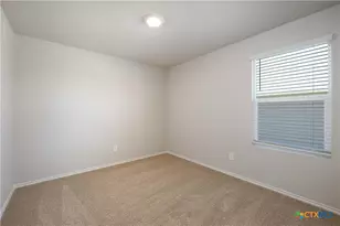 925 Gerardia Ct, Seguin, TX 78155 - Photo 17