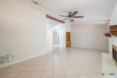 953 Lazy Trail, New Braunfels, TX 78130 - Photo 11