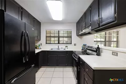 953 Lazy Trail, New Braunfels, TX 78130 - Photo 5