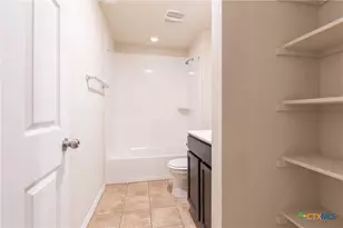 6013 Sally Ride Ln, Killeen, TX 76543 - Photo 11