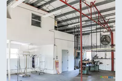 201 S Ridge Street, Hallettsville, TX 77964 - Photo 19