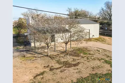 201 S Ridge Street, Hallettsville, TX 77964 - Photo 5