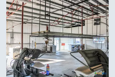 201 S Ridge Street, Hallettsville, TX 77964 - Photo 15