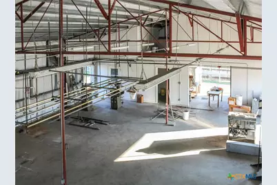 201 S Ridge Street, Hallettsville, TX 77964 - Photo 17