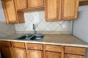 1805 N W S Young Dr, Killeen, TX 76543 - Photo 9