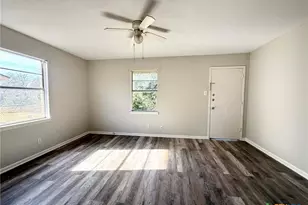 1805 N W S Young Dr, Killeen, TX 76543 - Photo 11