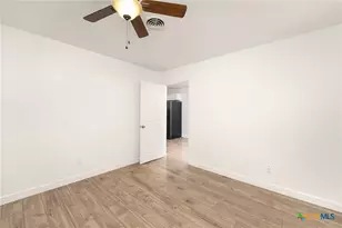 2122 Circle Dr, Copperas Cove, TX 76522 - Photo 13