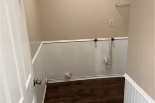 510 N Bauer St, Seguin, TX 78155 - Photo 13