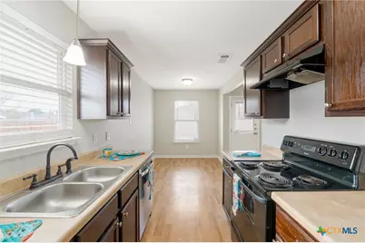 916 Freedom Drive, Temple, TX 76502 - Photo 11