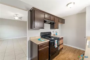 916 Freedom Dr, Temple, TX 76502 - Photo 9