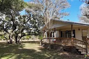 415 Co Rd 457, Hallettsville, TX 77964 - Photo 7