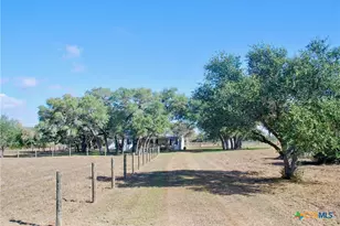 415 Co Rd 457, Hallettsville, TX 77964 - Photo 47