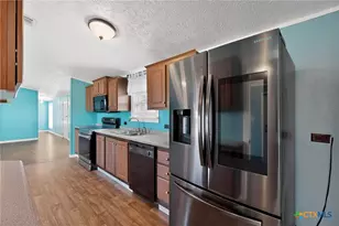 195 Gato Rd, Cedar Creek, TX 78612 - Photo 7