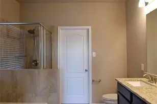 1040 Lakeway Crossing Dr, Temple, TX 76502 - Photo 13