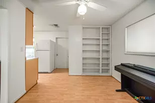 109 Massanet St, Port Lavaca, TX 77979 - Photo 23