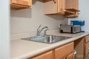 109 Massanet St, Port Lavaca, TX 77979 - Photo 21