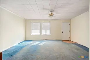 109 Massanet St, Port Lavaca, TX 77979 - Photo 7