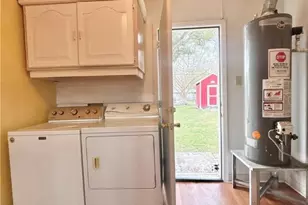 1615 Meadowview Dr, Port Lavaca, TX 77979 - Photo 29