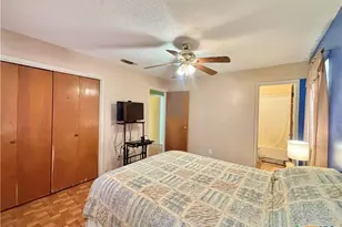 1615 Meadowview Dr, Port Lavaca, TX 77979 - Photo 11