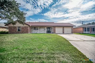 2212 Larry Dr, Port Lavaca, TX 77979 - Photo 3