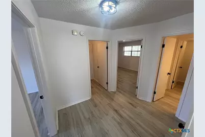 146 Forest Drive, Seguin, TX 78155 - Photo 7