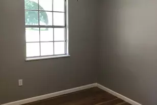 2316 N Austin St, Seguin, TX 78155 - Photo 7