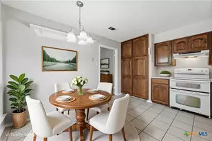 4304 Mountain View Dr, Killeen, TX 76543 - Photo 9