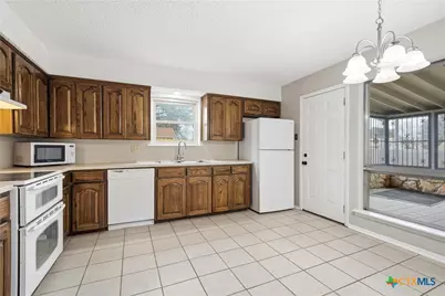 4304 Mountain View Drive, Killeen, TX 76543 - Photo 11