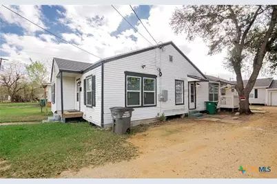 2003 Woodlawn Street, Victoria, TX 77901 - Photo 17