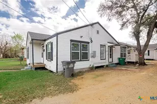 2003 Woodlawn St, Victoria, TX 77901 - Photo 17